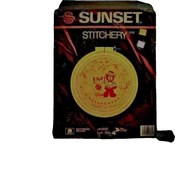 Vintage Sunset Stitchery Embroidery Kit Best Friends Wedding  #5044 New - Picture 1 of 2